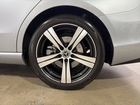 Used 2023 Mercedes-Benz C 300 4MATIC Sedan image 30