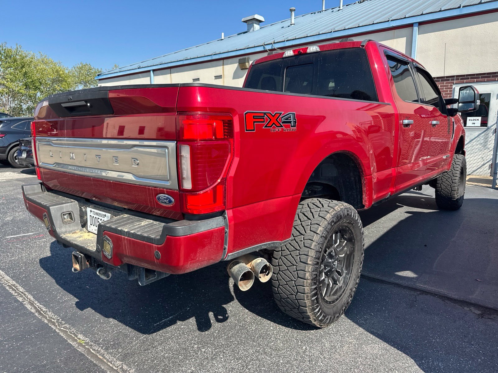 Used 2020 Ford F250 Limited w/ FX4 Off-Road Package AWD/4WD image 3