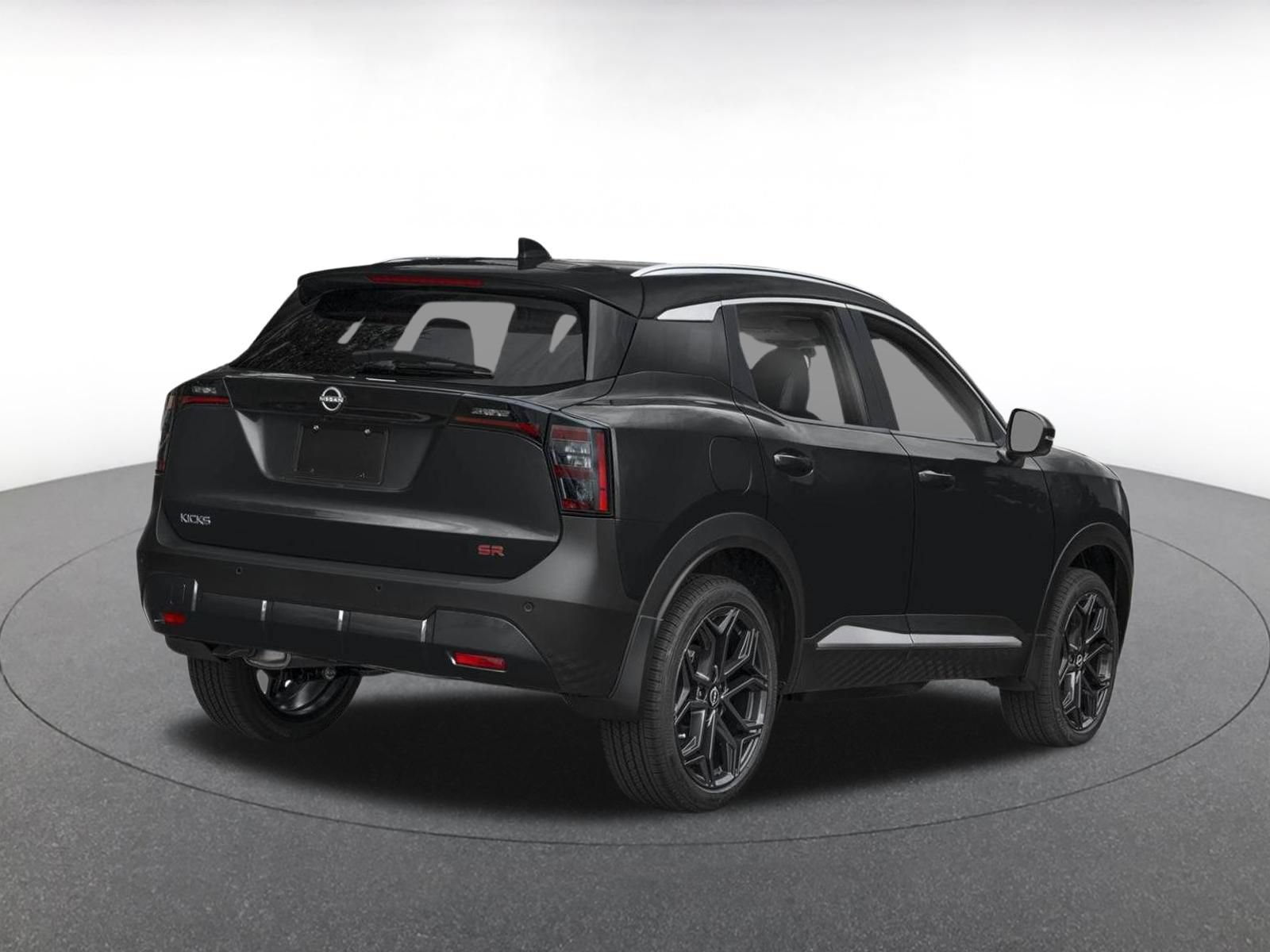 Used 2026 Nissan Kicks SR FWD image 2
