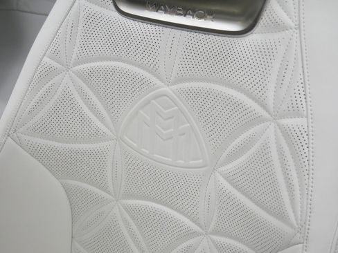 Used 2026 Mercedes-Benz Maybach SL 680 image 30