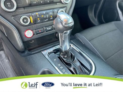 Used 2017 Ford Mustang Coupe image 25