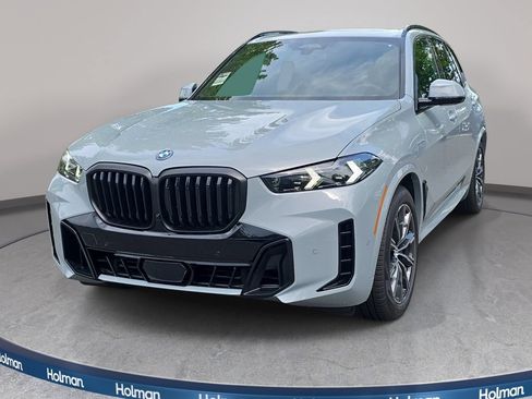 New 2026 BMW X5 xDrive50e w/ M Sport Package AWD/4WD image 1