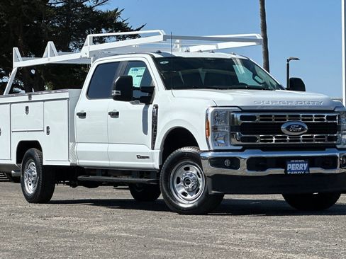 New 2025 Ford F350 XL w/ XL Chrome Package AWD/4WD image 1
