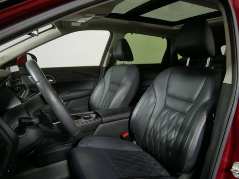 Used 2023 Nissan Rogue Platinum AWD/4WD image 13