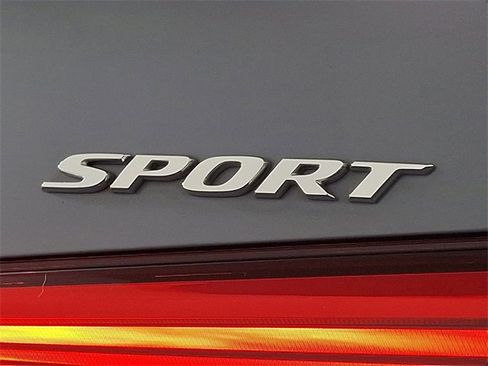 Used 2024 Honda Civic Sport image 31