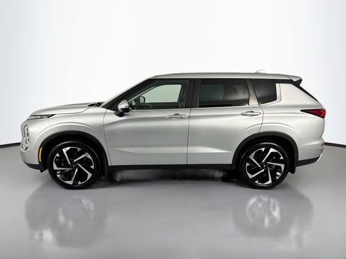 Used 2022 Mitsubishi Outlander SEL Black Edition FWD image 8