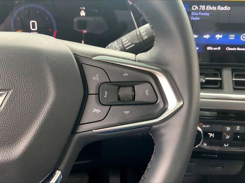 Used 2025 Chevrolet Trax ACTIV w/ Driver Confidence Package FWD image 25