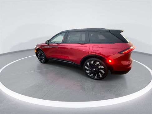 New 2026 Lincoln Nautilus Reserve w/ Jet Appearance Package image 6