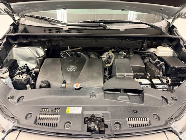 Used 2019 Toyota Highlander Limited AWD/4WD image 26