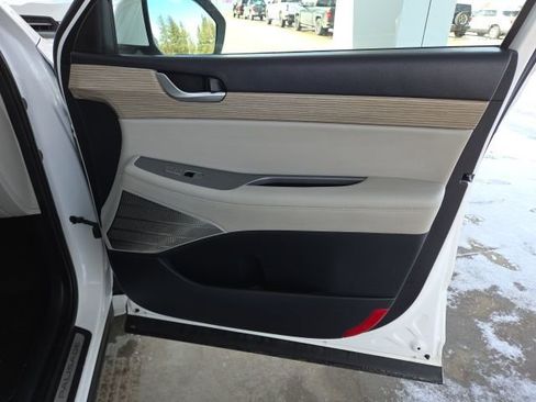 Used 2021 Hyundai Palisade Limited w/ Winter Package image 56
