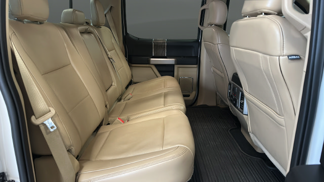 Used 2019 Ford F250 Lariat w/ Lariat Ultimate Package AWD/4WD image 24