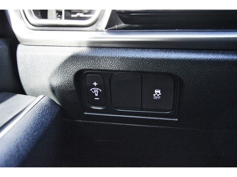 Certified 2025 Kia Sorento LX image 21