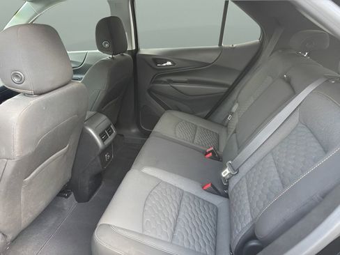 Used 2020 Chevrolet Equinox LT AWD/4WD image 19