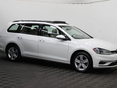 Used 2018 Volkswagen Golf SE