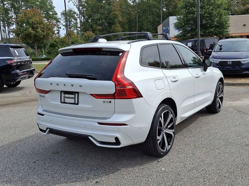 Used 2023 Volvo XC60 B5 Ultimate w/ Climate Package image 6