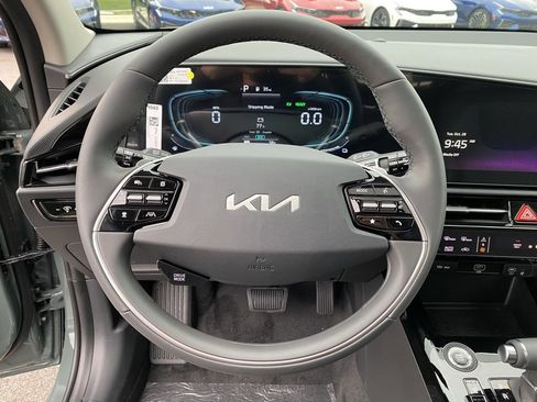 New 2026 Kia Niro SX image 12