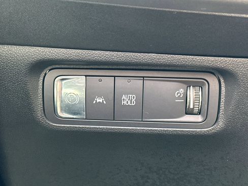 Certified 2025 Honda Prologue Touring image 19