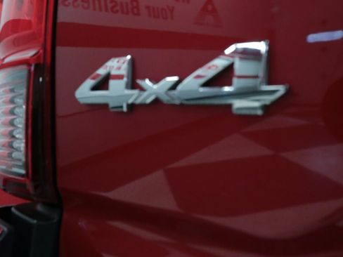 Used 2023 Toyota Tacoma SR AWD/4WD image 33