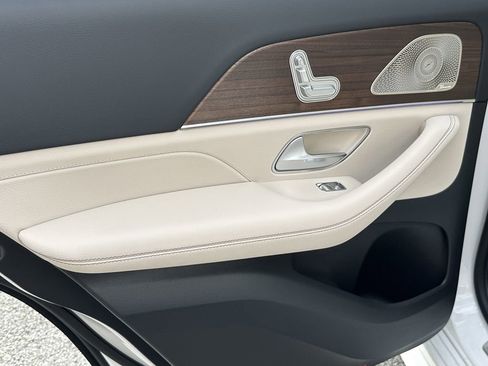 Used 2026 Mercedes-Benz GLE 450 4MATIC image 25