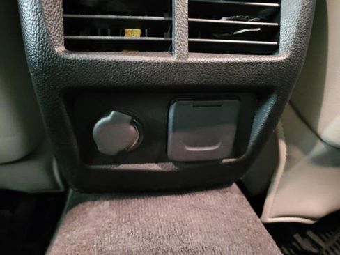 Used 2014 Cadillac ATS Luxury w/ Cold Weather Package image 10