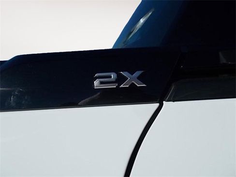 New 2025 GMC Hummer EV 2X w/ Extreme Off-Road Package image 8