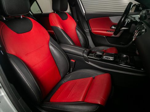 Used 2019 Mercedes-Benz A 220 4MATIC w/ AMG Line image 20