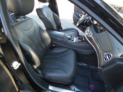 Used 2015 Mercedes-Benz S 550 Sedan image 31