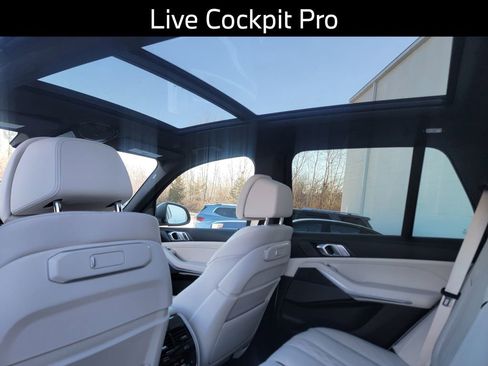 Used 2024 BMW X5 xDrive50e w/ Premium Package image 13