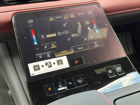 New 2026 INFINITI QX80 Autograph w/ Premium Cargo Package image 17