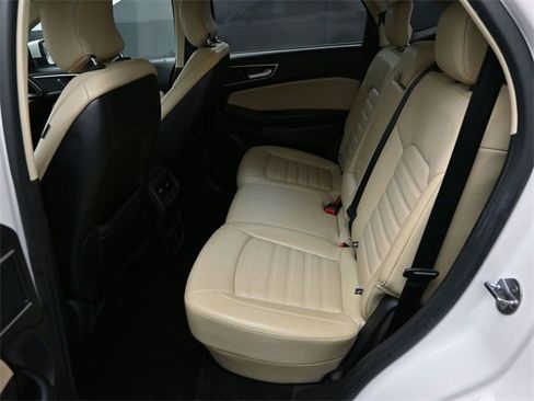 Used 2018 Ford Edge SEL w/ Equipment Group 201A image 11