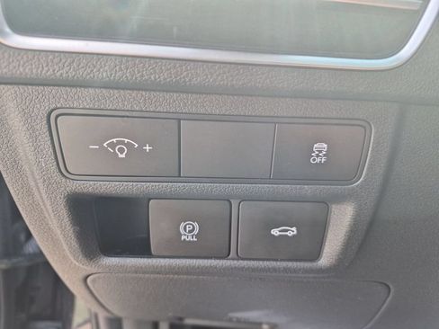 Used 2025 Hyundai Sonata SEL FWD image 17