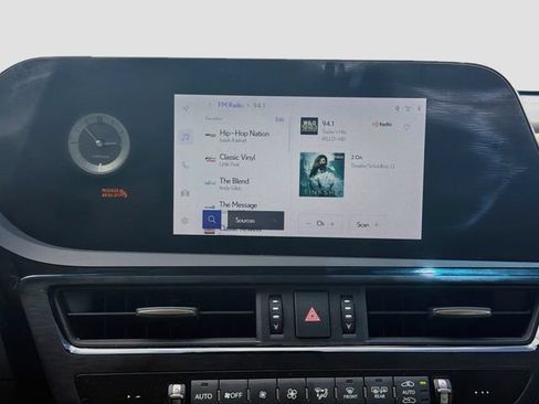 Used 2025 Lexus ES 350 w/ Premium Package FWD image 31