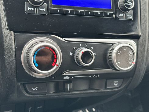 Used 2017 Honda Fit LX image 20