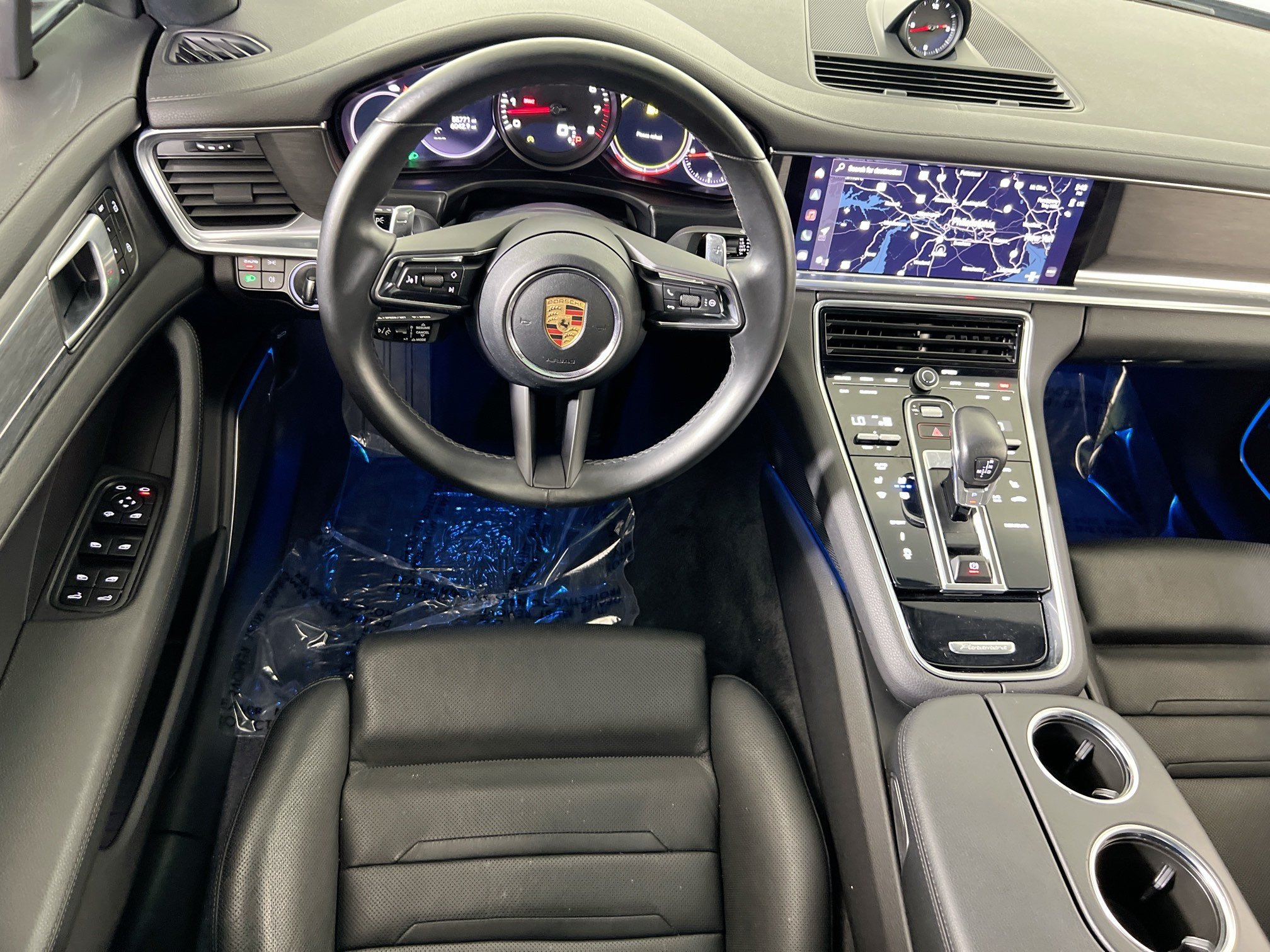 Used 2022 Porsche Panamera 4 Platinum Edition AWD/4WD image 24