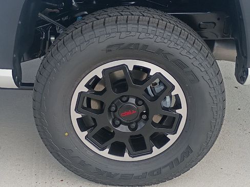 New 2026 Toyota Tacoma TRD Off-Road image 25