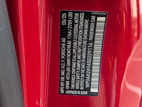 Certified 2025 Porsche 911 Carrera S RWD image 28