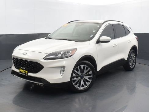 Used 2022 Ford Escape Titanium w/ Class II Trailer Tow Package image 1