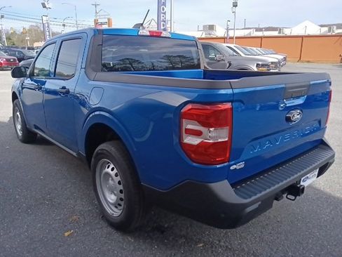 New 2025 Ford Maverick XL image 5