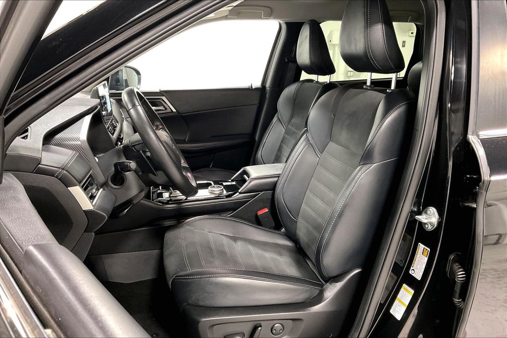 Used 2025 Mitsubishi Outlander SE AWD/4WD image 30