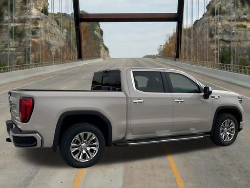 New 2026 GMC Sierra 1500 Denali w/ Technology Package AWD/4WD image 11