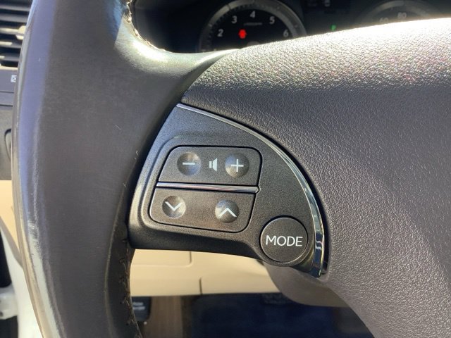 Used 2010 Lexus ES 350 w/ Preferred Accessory Package FWD image 29