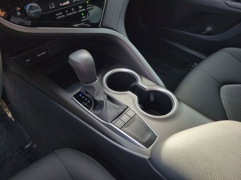 Used 2023 Toyota Camry LE image 25