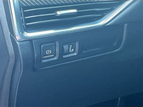 Used 2021 Cadillac XT4 Sport w/ Cold Weather Package image 10