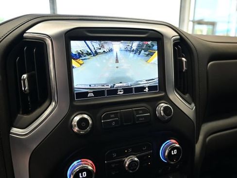 Used 2021 GMC Sierra 1500 SLT w/ SLT Premium Plus Package AWD/4WD image 19