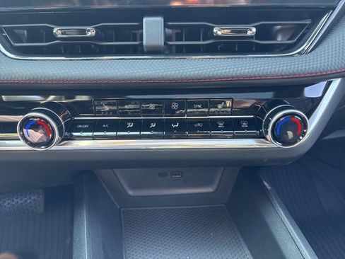 New 2026 Chevrolet Equinox RS w/ LPO, Floor Liner Package AWD/4WD image 36