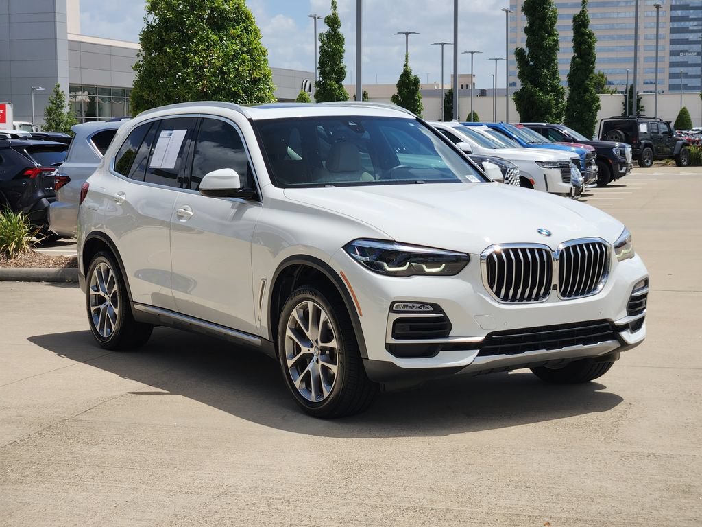Used 2019 BMW X5 xDrive40i w/ Premium Package 2 AWD/4WD image 3