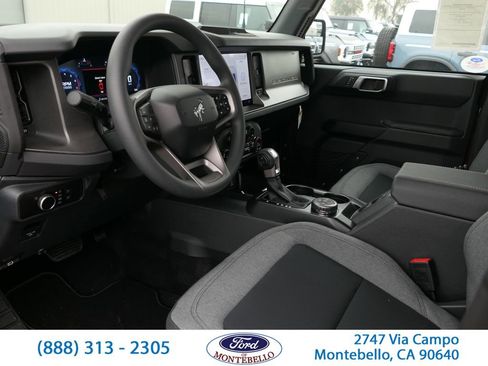 New 2025 Ford Bronco 4-Door image 12