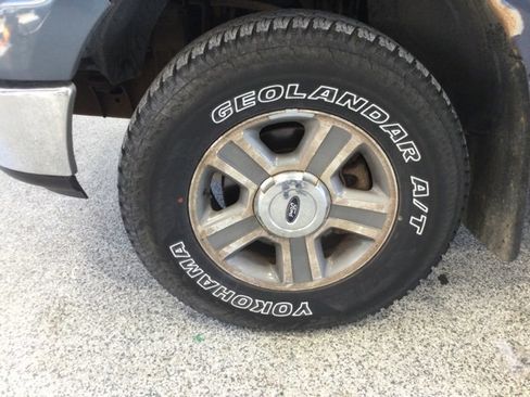 Used 2005 Ford F150 XLT image 8