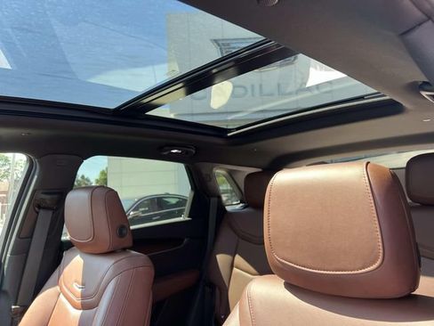 Certified 2023 Cadillac XT5 Premium Luxury w/ Technology Package AWD/4WD image 9