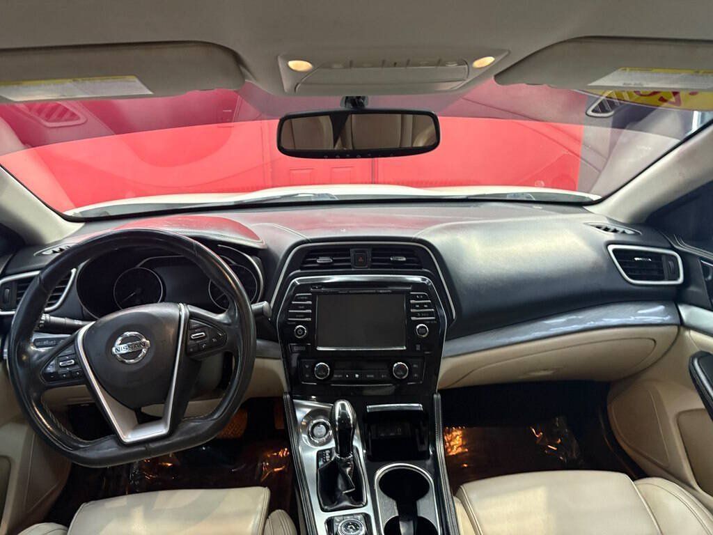 Used 2017 Nissan Maxima 3.5 SV FWD image 10